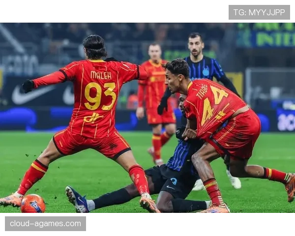 AC米兰中场结构不平衡，比赛节奏掌控力受限，稳定性面临考验